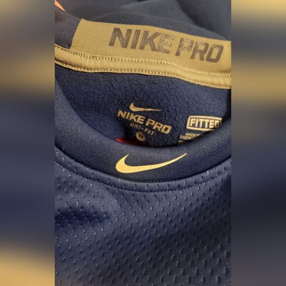 Nike Pro Women's Fitted Blue Sweatshirt Size Medium - Picture 2 of 10